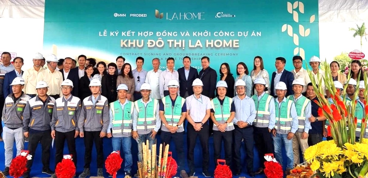 Lễ khởi công xây dựng tầng kỹ thuật khu đô thị LA Home Long An do Coteccons và Unicons tổ chức vào ngày 18/01/2024 đánh dấu bước tiến quan trọng trong việc tạo ra những tổ ấm hoàn hảo cho cộng đồng dân cư tại Bến Lức huyện.